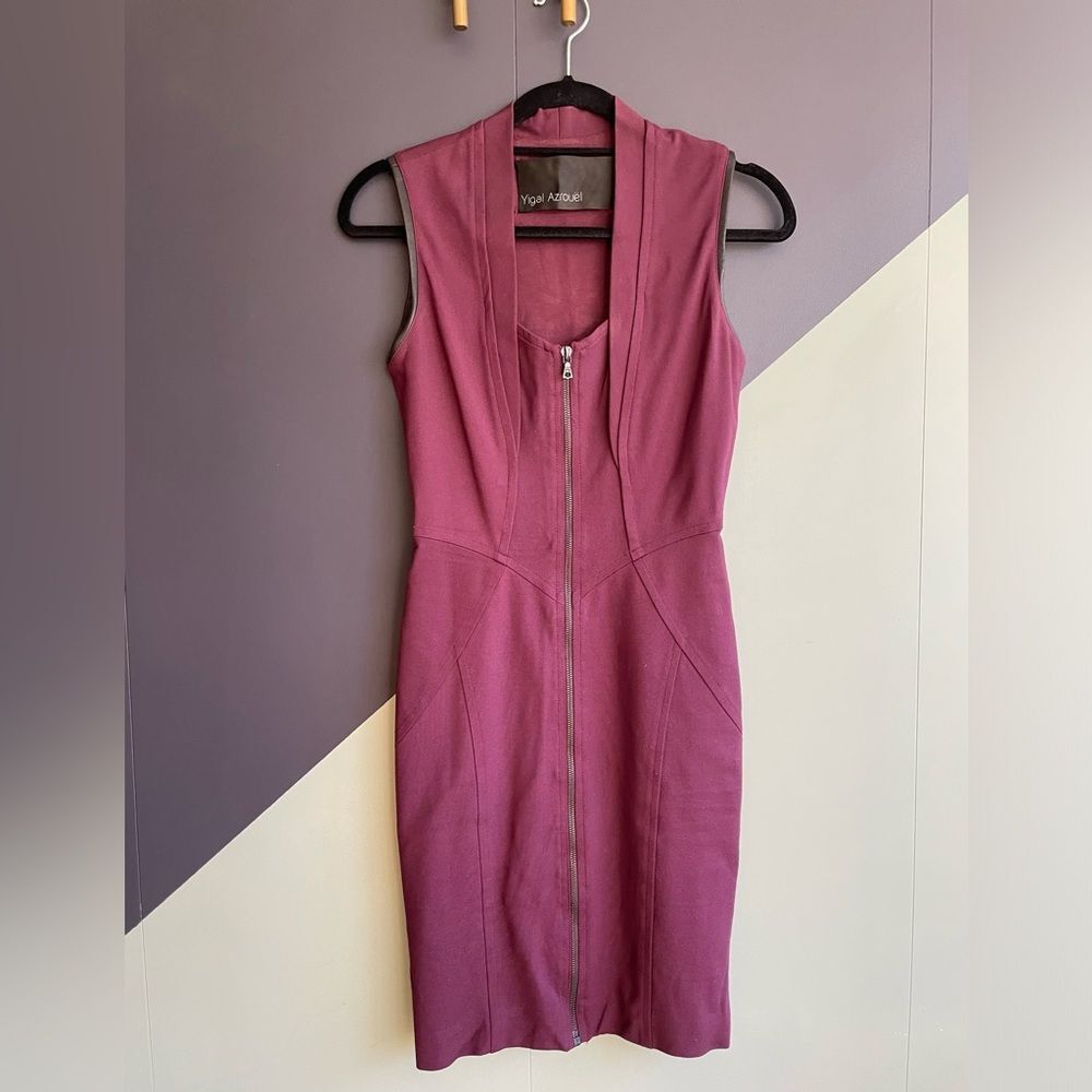 Yigal Azrouël $950 Burgundy Jersey Front Zip Dress w/ Leather Accents, Sz 4, EUC